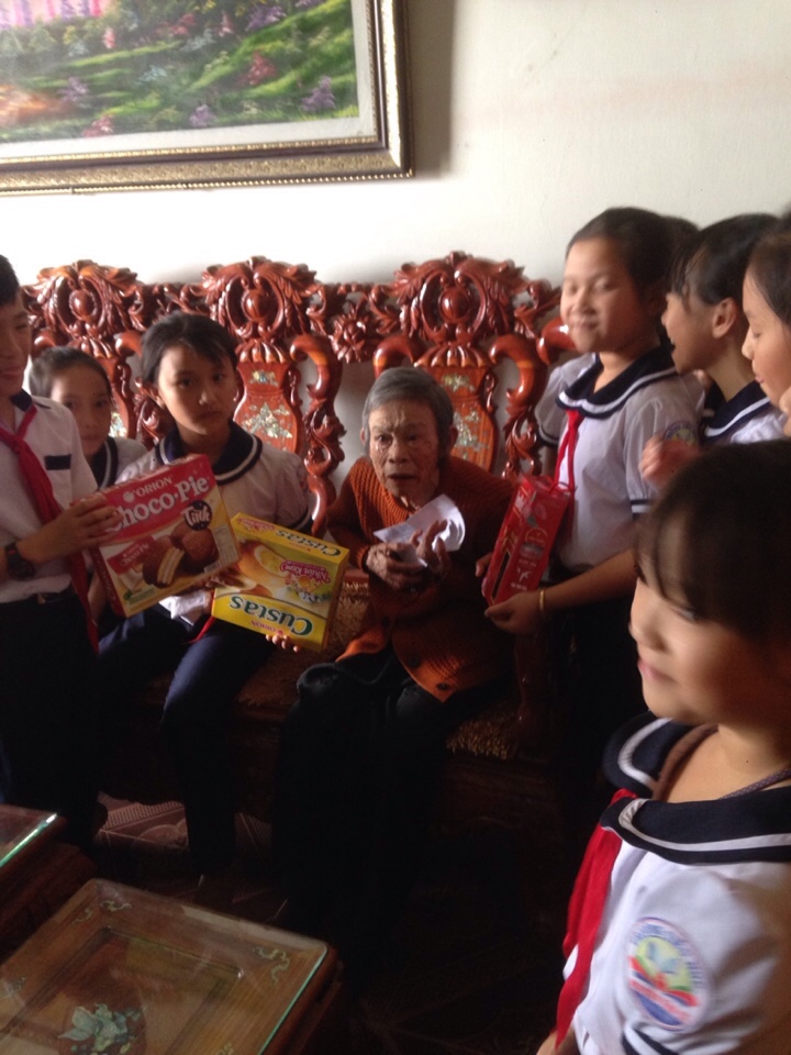 Tham gia tặng quà nhân ngày 27/07